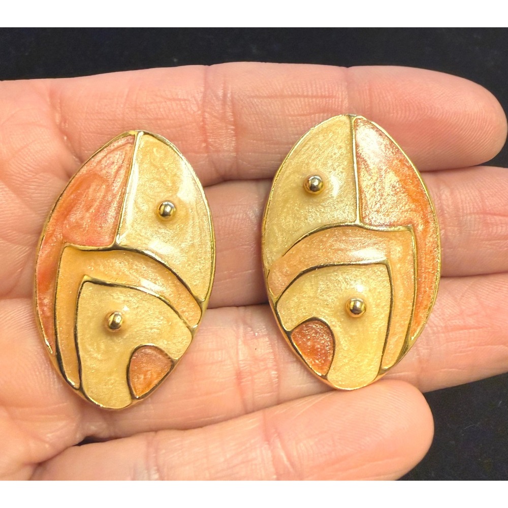 Vintage Abstract Geometric Oval Enamel Stud Earrings‎ Gold Peach Cream Retro